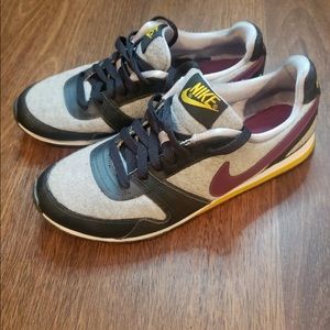 Nike Eclipse women 7.5